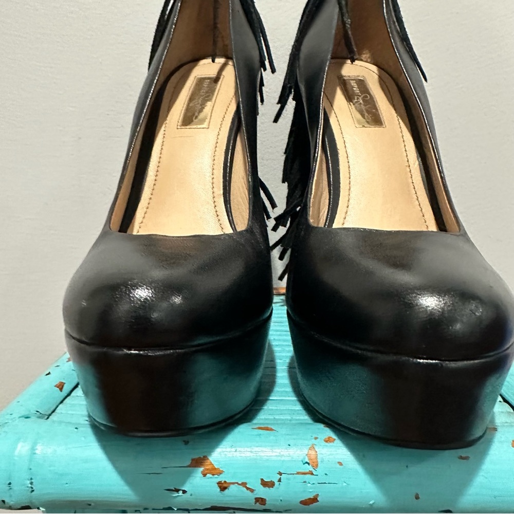 Report Signature Targee Black Fringe Platform Leather Pumps Size 8 - Picture 2 of 16